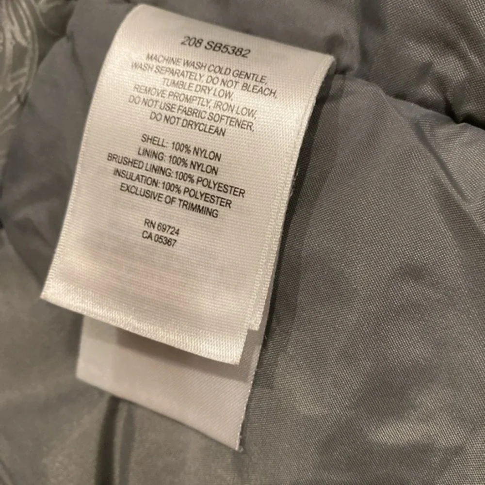 Columbia Youth 18/20 Gray Black Yellow Winter Coat Lots Of‎ Pockets 212